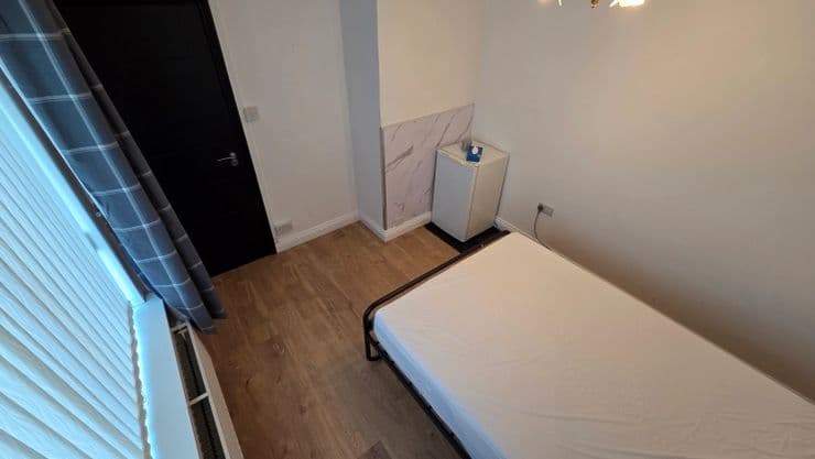 Double Off-Suite image 4